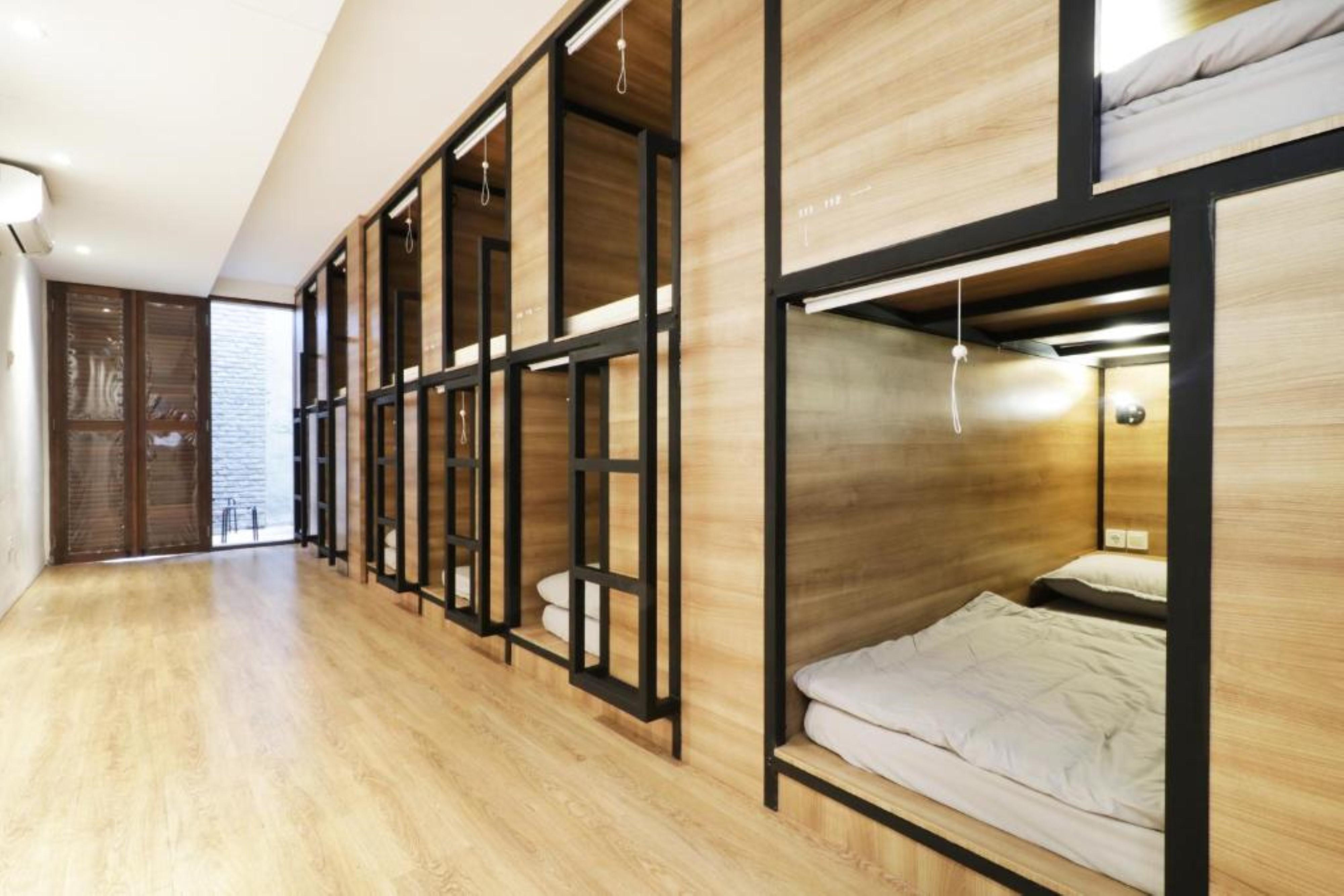 เซมาลัม แอท ซุนยัตเซน Hostel เมดาน ภายนอก รูปภาพ